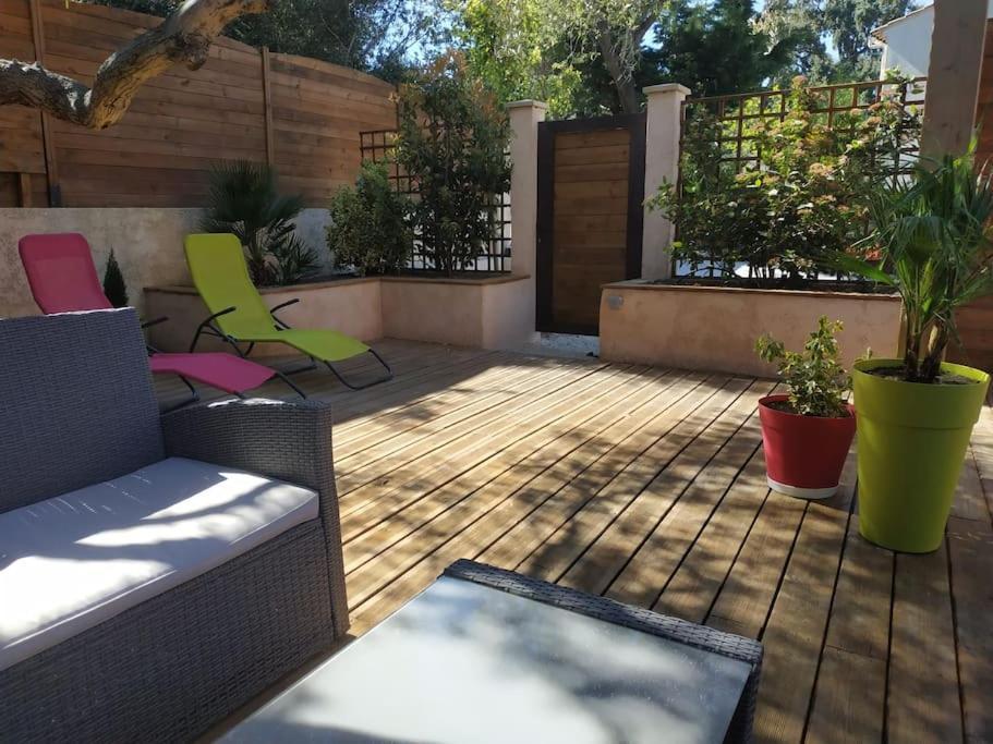 Studio Jacuzzi Prive A 8 Min A Pied De La Plage Apartment Ла Сиота Екстериор снимка