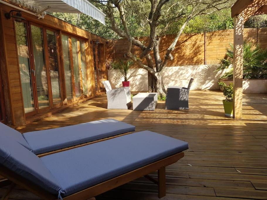 Studio Jacuzzi Prive A 8 Min A Pied De La Plage Apartment Ла Сиота Екстериор снимка