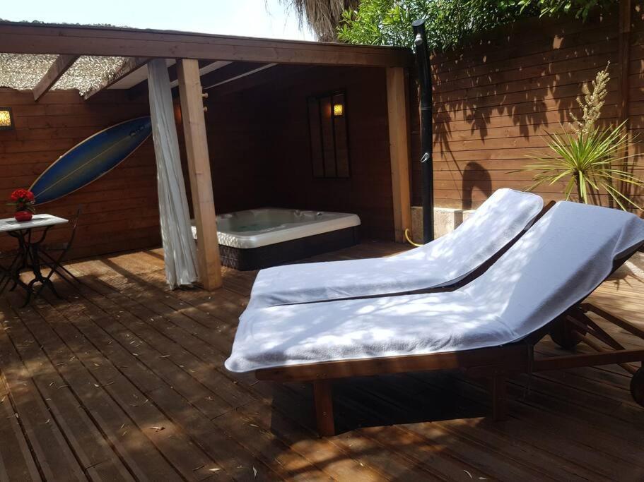 Studio Jacuzzi Prive A 8 Min A Pied De La Plage Apartment Ла Сиота Екстериор снимка
